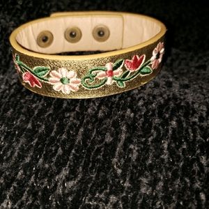 Plunder bracelet